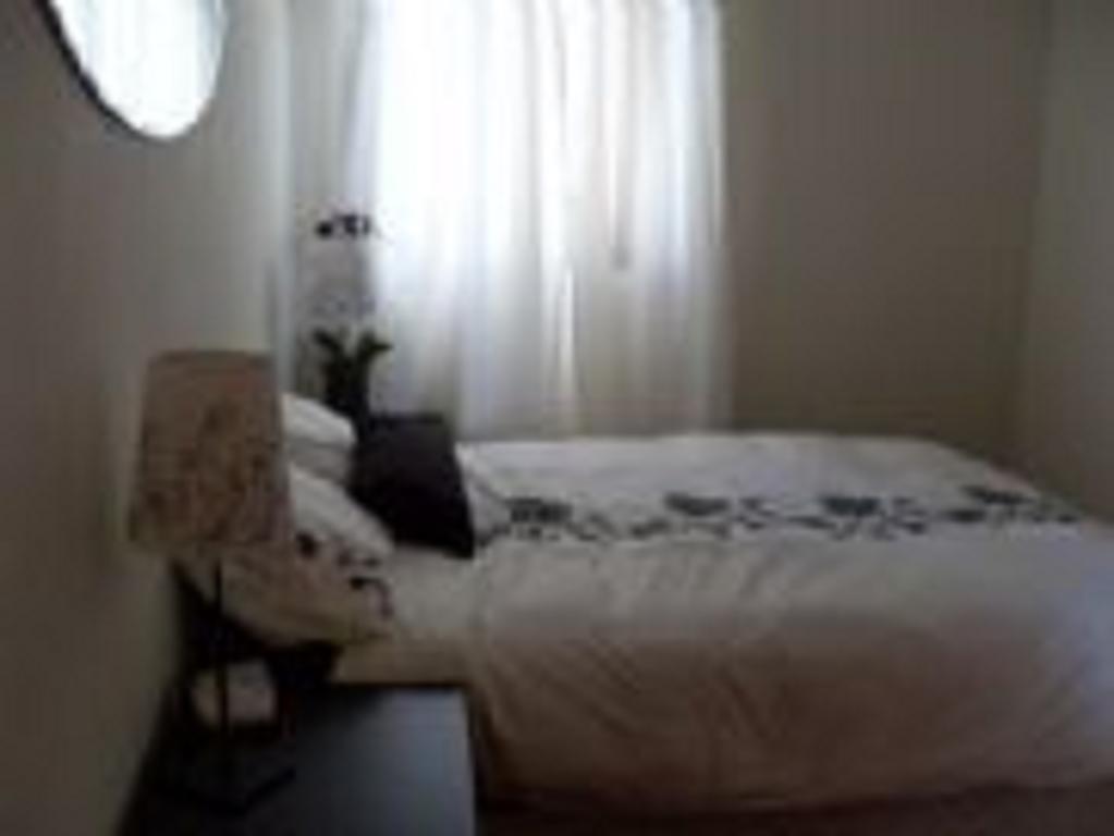 เฟรแมนเทิลฮอลเดย์แอคคอมโมเดชั่น Apartment ฟรีแมนเทิล ห้อง รูปภาพ