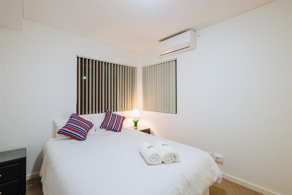เฟรแมนเทิลฮอลเดย์แอคคอมโมเดชั่น Apartment ฟรีแมนเทิล ภายนอก รูปภาพ